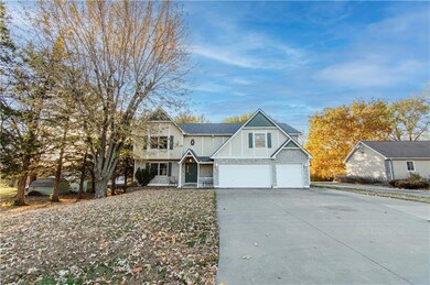 1215 Hacienda Ln, Lawrence, KS 66049 - photo 2