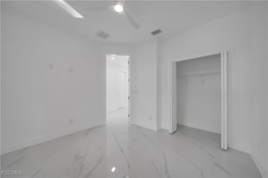 452/454 Loretta Ave S, Lehigh Acres, FL 33974 - photo 4