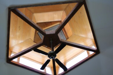 DOME SKYLIGHT