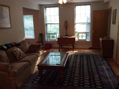 40 Franklin St, Saratoga Springs, NY 12866 - photo 5