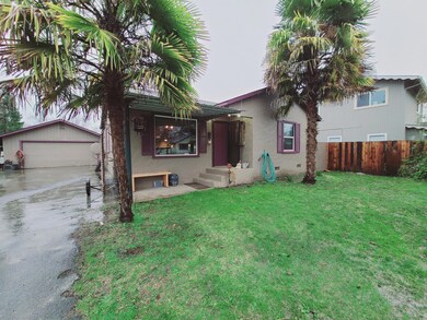 914 SW Laurel St, Grants Pass, OR 97526 - photo 3