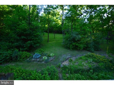 4766 Overlook Rd, Coplay, PA 18037 - photo 6