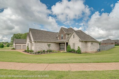 214323_4-snapsold-print-4049-courtyard-d
