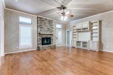 2850 Naples Dr, Hurst, TX 76054 - photo 5