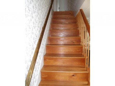 22 Academy St, Colebrook, NH 03576 - photo 7