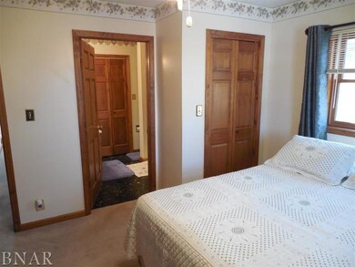 202 S 7th Ave, Chenoa, IL 61726 - photo 2