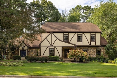 1318 Mile Post Dr, Atlanta, GA 30338 - photo 3