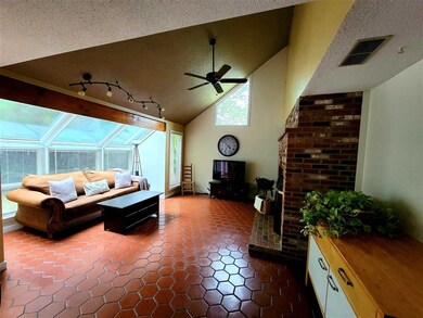 243 Campbell St, Manchester, NH 03104 - photo 7