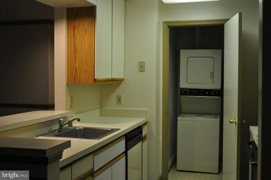 3307 Sir Thomas Dr, Silver Spring, MD 20904 - photo 6