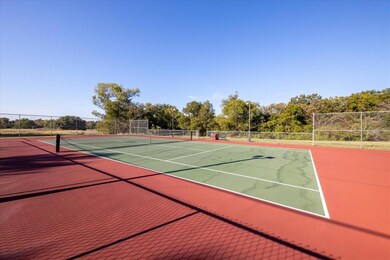 33040 Woodcrest Dr, Whitney, TX 76692 - photo 5