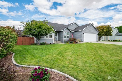 154 Manhattan Square, East Wenatchee, WA 98802 - photo 2
