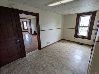336 E Goepp St unit 1, Bethlehem, PA 18018 - photo 6