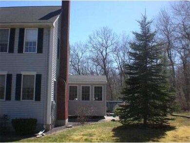 21 Sullivan Blvd, Oxford, MA 01540 - photo 3
