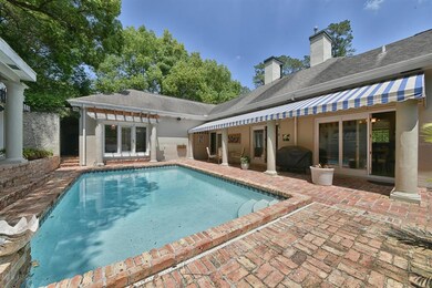 Court Yard- View Master Bedroom