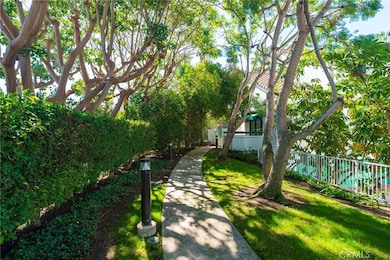 19562 Pompano Ln unit 107, Huntington Beach, CA 92648 - photo 3