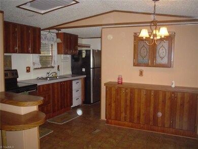 Eat-in Kitchen with Range-oven  & Refrigerator