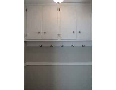 141 Hampshire Rd, Methuen, MA 01844 - photo 4