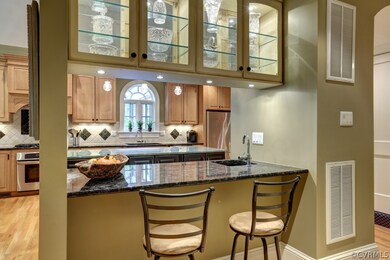 Wet Bar - 6’5” X 4’ casually