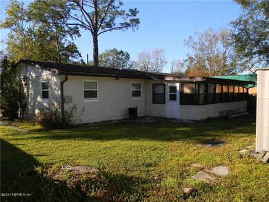 2141 Bo Peep Dr W, Jacksonville, FL 32210 - photo 5