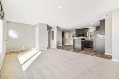 Living Room/Kitchen