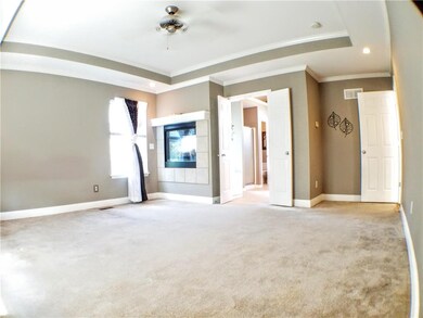 509 Birchwood Ct, Raymore, MO 64083 - photo 7