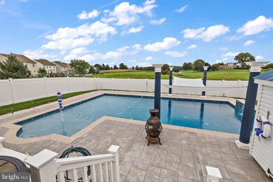 1084 Walnut St, Honey Brook, PA 19344 - photo 3