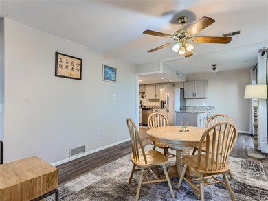 1370 S Idalia St unit E, Aurora, CO 80017 - photo 6