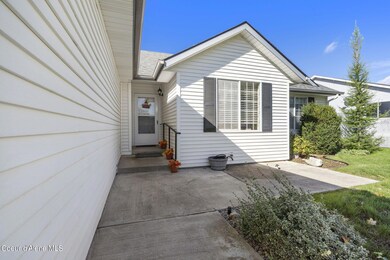 4-web-or-mls-1085-n-dahlia-way
