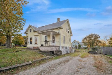 1100 1st Ave W, Newton, IA 50208 - photo 2