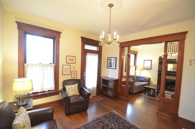 Entry / Foyer