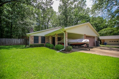 309 Echo Ln, Lufkin, TX 75904 - photo 4