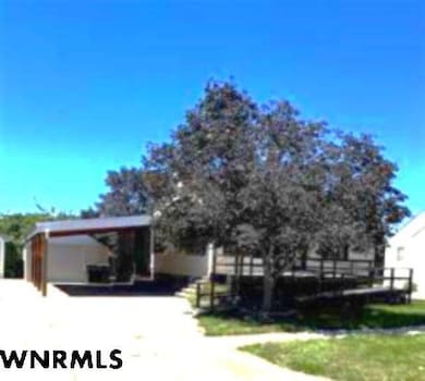 1410 Bryant Ave, Scottsbluff, NE 69361 - photo 3