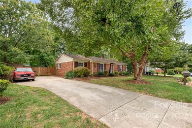 456 Virginia Ave, Statesville, NC 28677 - photo 2