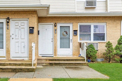 105 White St unit D, Eatontown, NJ 07724 - photo 2