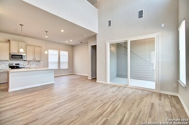 877 Farmhouse Trail, New Braunfels, TX 78130 - photo 4