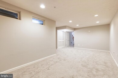 126 Arbor Vista Ln, Owings Mills, MD 21117 - photo 5