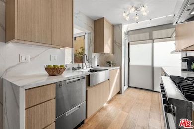 817 5th St unit B, Santa Monica, CA 90403 - photo 4