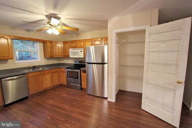 21126 Autumn Ct, Leonardtown, MD 20650 - photo 3