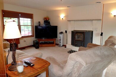 132 Doral Dr, Sugarloaf, PA 18249 - photo 2