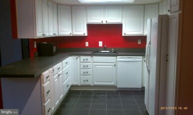 13006 Midsummer Ln, Bowie, MD 20715 - photo 6