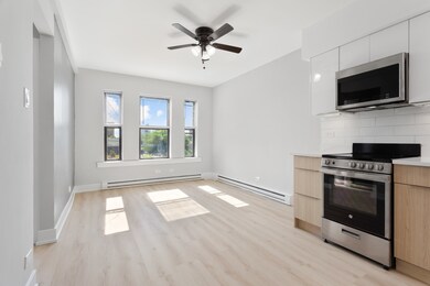 1634 W Howard St unit 214, Chicago, IL 60626 - photo 2