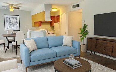 936 Heights Blvd unit 5, Houston, TX 77008 - photo 3