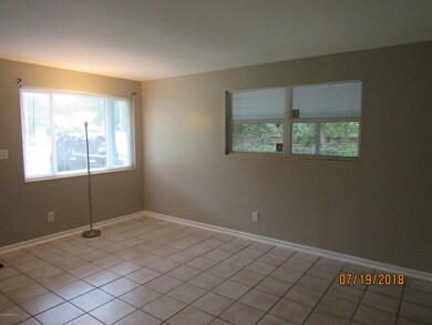 6714 Zircon Dr, Jacksonville, FL 32210 - photo 4