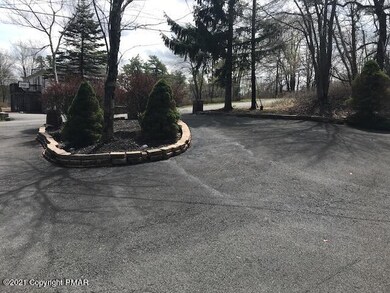 155 Tumbleweed Dr, Long Pond, PA 18334 - photo 4