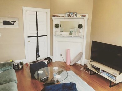 574 E 3rd St unit 1, Boston, MA 02127 - photo 3