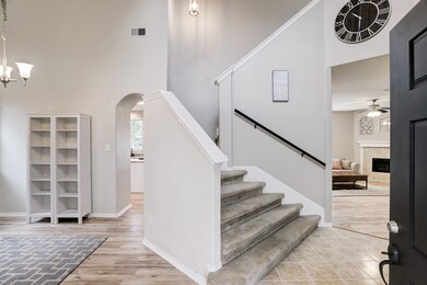 704 Columbia St, Alvin, TX 77511 - photo 5