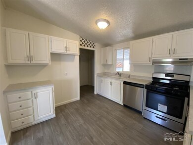 95 Rose Peak Rd, Dayton, NV 89403 - photo 5