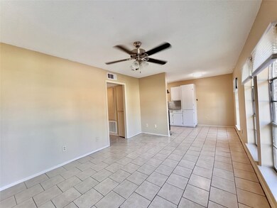 3021 Sycamore Ave unit 6, Bay City, TX 77414 - photo 2