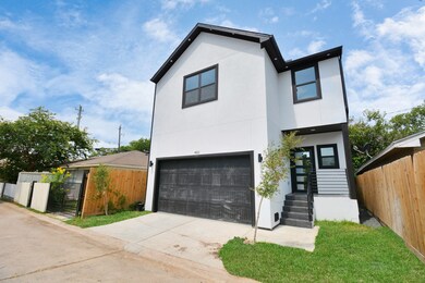 4511 Lelay Cir, Houston, TX 77022 - photo 3