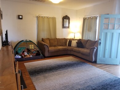Main House Family Room